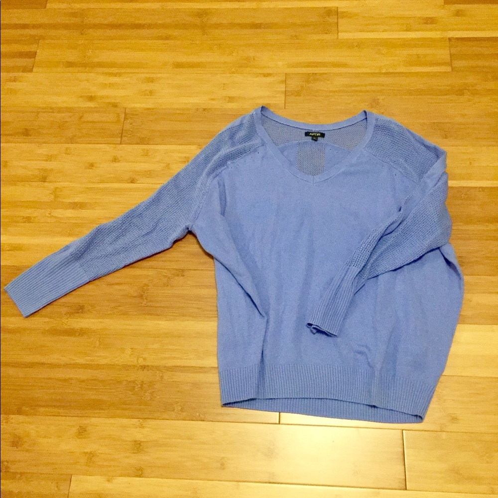 :apt 9: lightweight slouchy sweater